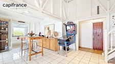 5-room villa with sea view and 4 apartments