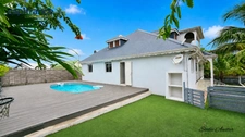 6 bedroom mountain view villa with swimming pool