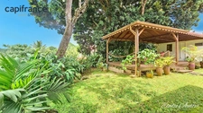 Propriété vue montagnes 12 pièces composée d'une villa et 1 maison créole