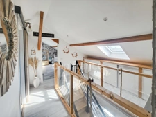 A seulement 7 minutes de Genlis, LONGCHAMP, belle maison spacieuse de 148 m² avec deux garages et piscine