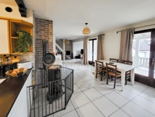 LONGCHAMP, charmante maison d'une surface de 75 m² au sol avec double garage
