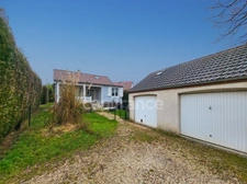 LONGCHAMP, charmante maison d'une surface de 75 m² au sol avec double garage
