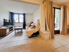 LONGCHAMP, charmante maison d'une surface de 75 m² au sol avec double garage