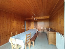 Family home of over 220 m² with 5 bedrooms, swimming pool, sauna, enclosed grounds, unobstructed views