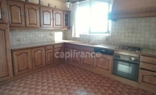 Family home of over 220 m² with 5 bedrooms, swimming pool, sauna, enclosed grounds, unobstructed views