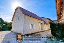 Maison à vendre 7 pièces CESSEY (25) T7 de 196 m2 + terrain de 650 m2 