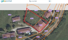 Doubs (25), à vendre Le Val, terrain de 1732 m2 + bâtisse en ruine de 447 m2 au sol