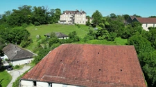 Doubs (25), à vendre Le Val, terrain de 1732 m2 + bâtisse en ruine de 447 m2 au sol