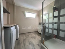 Maison de plain-pied 5 pièces de 204 m² avec piscine sur plus de 2 000 m² de terrain COURNONTERRAL (34)