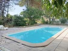 Maison de plain-pied 5 pièces de 204 m² avec piscine sur plus de 2 000 m² de terrain COURNONTERRAL (34)