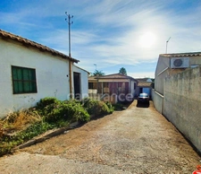 Rare in FRONTIGNAN (34) - Single-storey 5-room house with outbuildings 