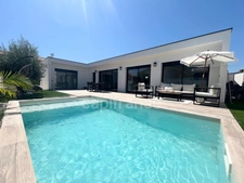 FOR SALE villa Frontignan 34 – Charming single-story 4-bedroom villa of 116 m² with swimming pool – Quiet neighborhood at the end of a cul-de-sac 