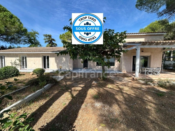 Maison de plain-pied 5 pièces de 204 m² avec piscine sur plus de 2 000 m² de terrain COURNONTERRAL (34)