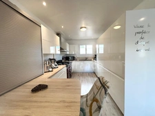 À VENDRE Carnon plage 34130 - Villa+Appartement - 8 pièces, 180m² - 5 chambres - garage - 2 terrasses -véranda- jardin - Proche mer - MAUGUIO (34)
