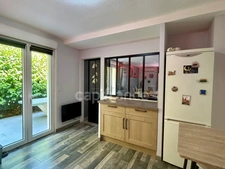 Maison de plain-pied 5 pièces de 204 m² avec piscine sur plus de 2 000 m² de terrain COURNONTERRAL (34)