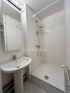 Appartement T4 de 71 m² – Dernier étage – Quartier Gare de SETE (34)