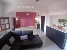 Appartement à louer 4 pièces à Mtsangamboua BANDRABOUA (976)
