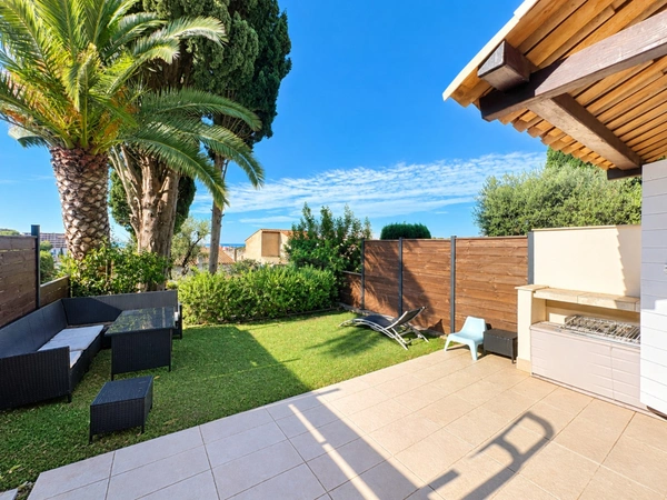 Maison à vendre 4 pièces MOUGINS (06)