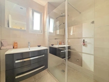 Maison à vendre 4 pièces MOUGINS (06)