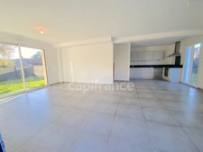 Maison à vendre 4 pièces CALLIAN (83)