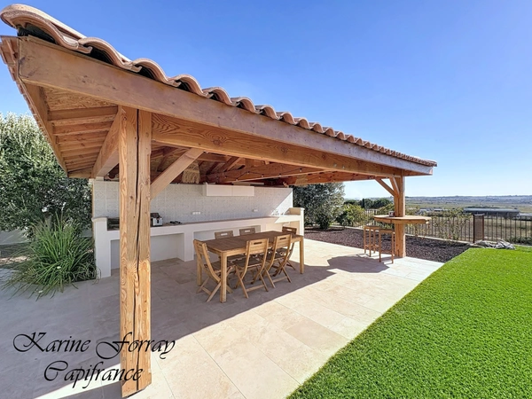 Propriété contemporaine d'exception de 173m2 à vendre 6 pièces MAGALAS (34)