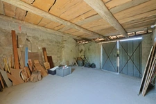 A vendre à SAINT HYMETIERE sur VALOUSE (A 1 heure de Lyon ou de Genève et 35 minutes d'Oyonnax ou de Lons le Saunier) Très belle maison de village