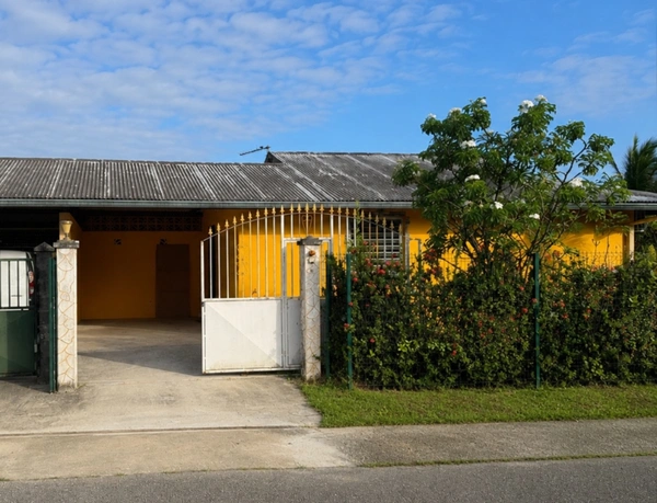 Maison à vendre 3 pièces  (973)