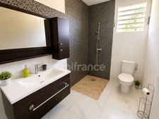 Maison à vendre 4 pièces MACOURIA (973)