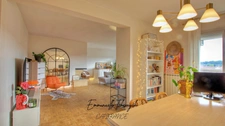 Apartment in the L'étoile residence for sale, 4/5 rooms, top floor, Istres