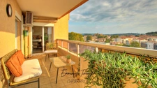 Apartment in the L'étoile residence for sale, 4/5 rooms, top floor, Istres
