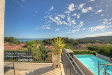 Bouches du Rhône Department (13), for sale SAINT MITRE LES REMPARTS P8 house of 230 m² Large family villa or investment – Exceptional view of the pond & Sainte-Victoire