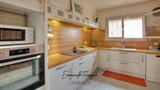 Apartment in the L'étoile residence for sale, 4/5 rooms, top floor, Istres