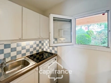 Appartement de 33m2 vue exceptionnelle sur le parcours, une chambre meublé, équipé et décoré