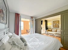 Appartement de 33m2 vue exceptionnelle sur le parcours, une chambre meublé, équipé et décoré
