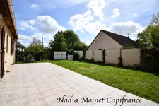 Maison à vendre 4 pièces sous-sol total + combles aménageables à Pierres (28)