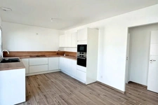 LE POULIGUEN HOUSE OF 99M2+15M2 - LAND 258M2 - SEA VIEW - CLOSE TO SHOPS