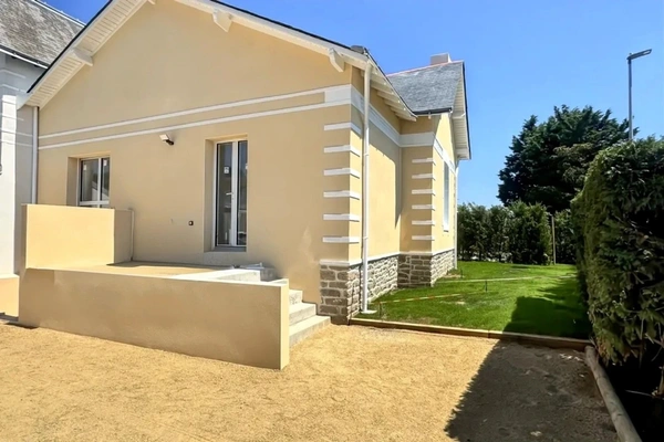 MAISON LA BAULE- GUEZY DE 81M2- 2 CHAMBRES POSSIBLE 3-PROCHE COMMERCES-GARE DE PORNICHET-PLAGE