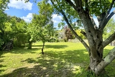 TERRAIN DE 700M2-PISCINABLE-CONSTRUCTIBILITÉ JUSQU'À 250M2-PROCHE COMMERCES ET PORT A PIEDS