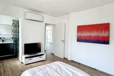 LE POULIGUEN HOUSE OF 99M2+15M2 - LAND 258M2 - SEA VIEW - CLOSE TO SHOPS