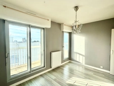 PORNICHET - 85m² APARTMENT - 6TH AND TOP FLOOR - SEA FACING - 50m² TERRACE - 2 PARKING SPACES