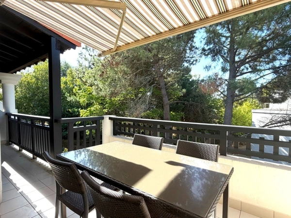 LA BAULE – 2 CHAMBRES – DERNIER ÉTAGE – TERRASSE 17,51 M² – PARKING – GARAGE POSSIBLE