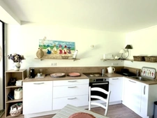 LE POULIGUEN-STUDIO DE 28M2-EXPOSÉ SUD-PROCHE COMMERCE ET PLAGE A PIED- AU CALME- VUE SUR VERDURE