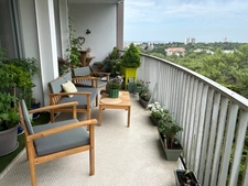 LA BAULE LES PINS – APPARTEMENT 69 M² EN ÉTAGE ÉLEVÉ AVEC TERRASSE DE 25 M²-GARAGE-CAVE-VUE DÉGAGÉE SUR LA VERDURE-COMMERCES À PIED