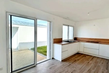 LE POULIGUEN HOUSE OF 99M2+15M2 - LAND 258M2 - SEA VIEW - CLOSE TO SHOPS