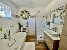 LA TURBALLE-MAISON CONTEMPORAINE 6P DE 176M2-PISCINE-GARAGE 40M2-JARDIN-SUR TERRAIN DE 720M2