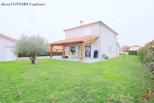 Maison à vendre 5 pièces BRESSE VALLONS, terrain 729m² 