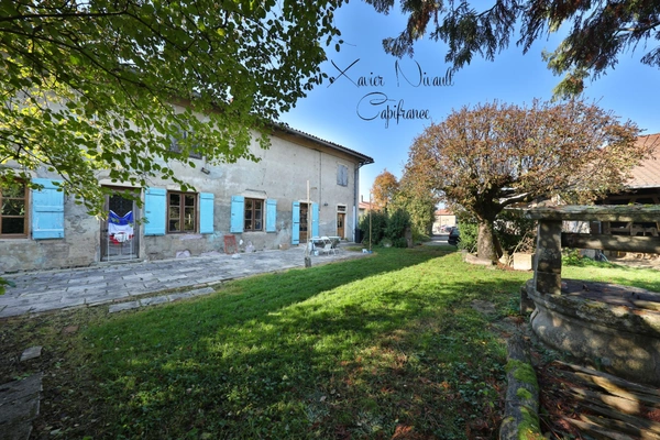 Maison à vendre 6 pièces proche de SAINT TRIVIER DE COURTES (01)