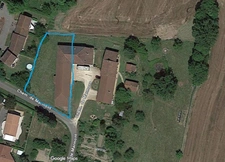 Bâtisse à vendre 5 pièces + abris proche de MEZERIAT (01) terrain 1320m² constructible
