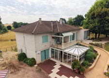 Maison à vendre 8 pièces proche de PONT DE VAUX (01)