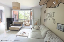 Appartement T3 de 72.6m² rénové, lumineux avec cave et stationnement